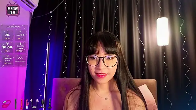 Snapshot of miyakimi0101 chatting on June 3, 2026, 12:33 am miyakimi0101 online show from June 3, 2026, 12:33 am