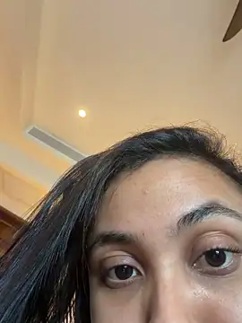 Snapshot of Lucia_Brown_ chatting on April 8, 2026, 10:33 pm Lucia Brown online show from April 8, 2026, 10:33 pm