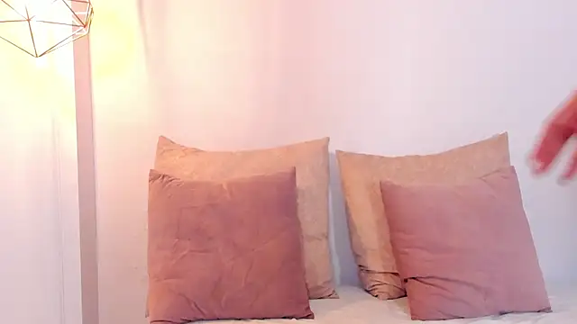 regina noctixx online show from October 24, 2025, 11:04 pm