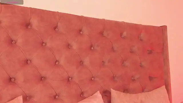 regina noctixx online show from November 24, 2025, 10:32 pm