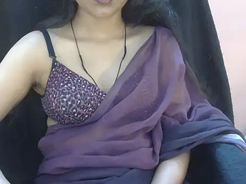 Cute Pihu01 online show from June 12, 2026, 8:17 pm