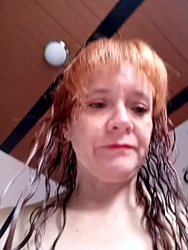 Snapshot of chanel-2025 chatting on February 8, 2026, 9:34 pm chanel-2025 online show from February 8, 2026, 9:34 pm