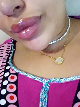 Sexlove1xo online show from June 26, 2026, 5:41 pm