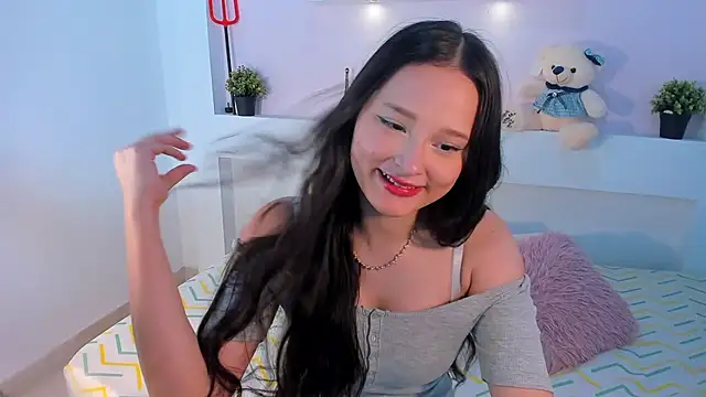 JasmineBella0 online show from November 7, 2025, 8:35 pm