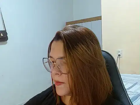 Snapshot of GoddessChaar chatting on February 28, 2025, 9:55 pm GoddessChaar online show from February 28, 2025, 9:55 pm