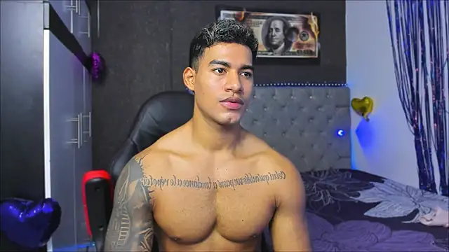 Snapshot of luigi_hot_ chatting on July 6, 2026, 3:03 pm luigi hot online show from July 6, 2026, 3:03 pm