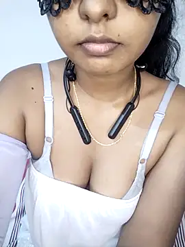 Snapshot of Ashugril_hot chatting on November 4, 2025, 7:56 am Ashugril hot online show from November 4, 2025, 7:56 am