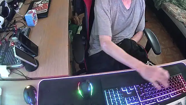 DerGeileLoveboy online show from September 29, 2025, 6:31 am