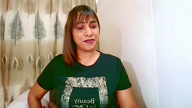 Snapshot of Indian_Erotic69 chatting on July 8, 2026, 4:57 am Indian Erotic69 online show from July 8, 2026, 4:57 am