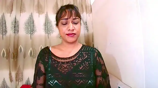 Snapshot of Indian_Erotic69 chatting on June 15, 2026, 5:18 am Indian Erotic69 online show from June 15, 2026, 5:18 am