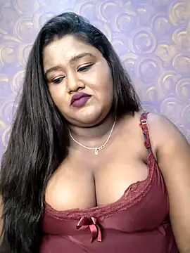 Snapshot of horny_diana chatting on June 6, 2026, 5:18 pm horny diana online show from June 6, 2026, 5:18 pm