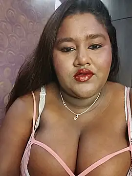 Snapshot of horny_diana chatting on July 17, 2026, 5:21 pm horny diana online show from July 17, 2026, 5:21 pm