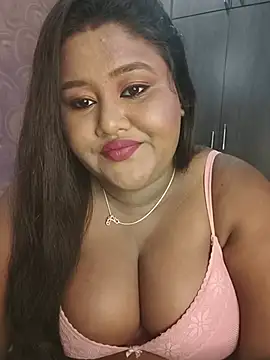 Snapshot of horny_diana chatting on August 2, 2026, 5:43 pm horny diana online show from August 2, 2026, 5:43 pm
