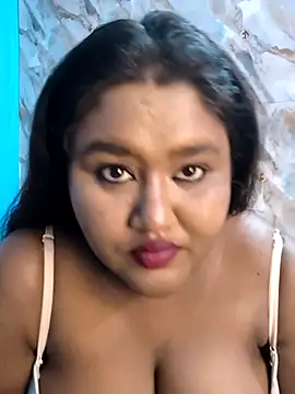 horny diana online show from April 23, 2026, 5:25 pm