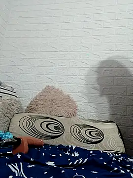 Snapshot of Ramona870 chatting on October 23, 2025, 9:41 am Ramona870 online show from October 23, 2025, 9:41 am