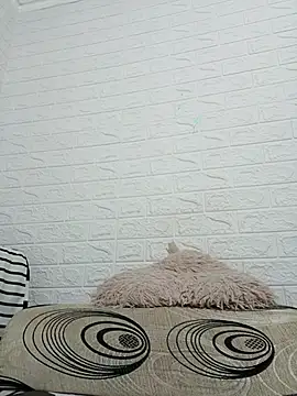 Snapshot of Ramona870 chatting on December 4, 2025, 9:08 am Ramona870 online show from December 4, 2025, 9:08 am