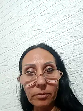 Snapshot of Ramona870 chatting on November 25, 2025, 12:49 pm Ramona870 online show from November 25, 2025, 12:49 pm