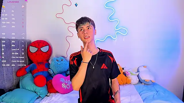 Snapshot of callum_77 chatting on October 8, 2025, 4:14 am callum 77 online show from October 8, 2025, 4:14 am