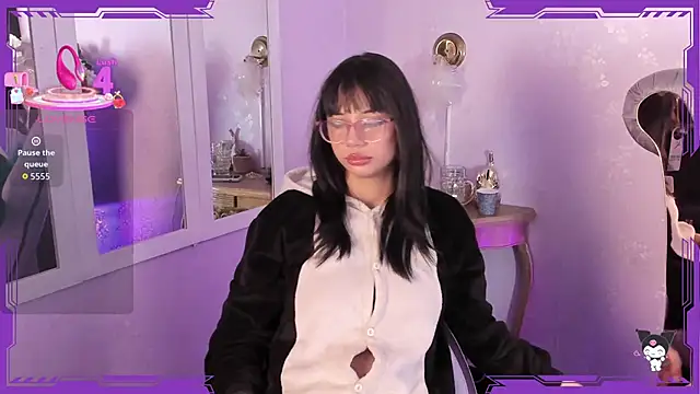 Seren Bleck online show from December 18, 2025, 3:00 am