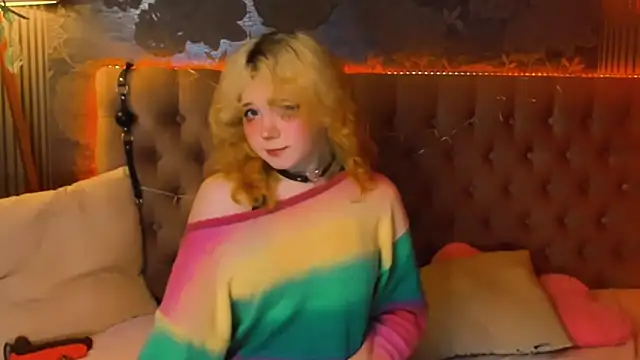 EmilyAngells online show from May 11, 2026, 7:21 am