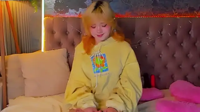 EmilyAngells online show from February 10, 2026, 7:29 am