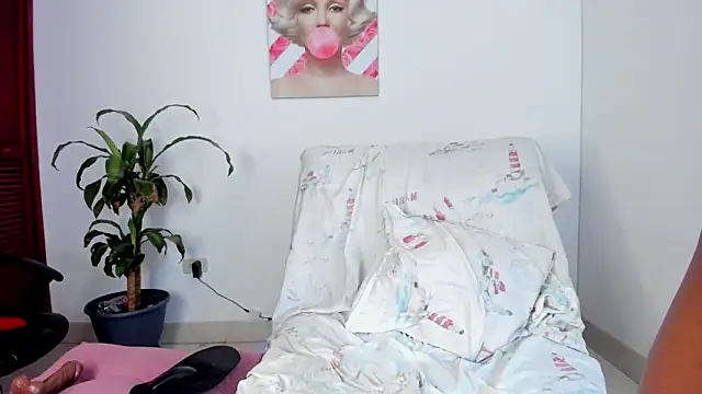 Snapshot of sindy_castro chatting on November 10, 2025, 7:52 pm sindy castro online show from November 10, 2025, 7:52 pm