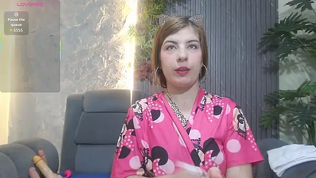 denise babe  online show from April 29, 2026, 12:31 pm