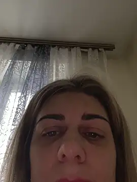 Snapshot of Lusi_Luxary chatting on November 10, 2025, 3:33 am Lusi Luxary online show from November 10, 2025, 3:33 am