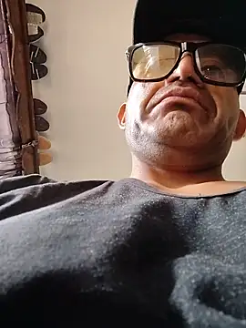 Snapshot of Mrpito7878 chatting on May 17, 2026, 6:52 pm Mrpito7878 online show from May 17, 2026, 6:52 pm