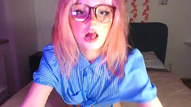 KimiSakura online show from February 19, 2026, 7:33 pm