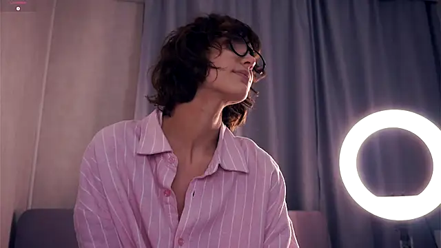 SibleyBurner online show from November 9, 2025, 7:40 pm