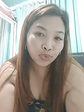 Snapshot of Sweet_fatty18 chatting on July 16, 2026, 5:15 am Sweet fatty18 online show from July 16, 2026, 5:15 am
