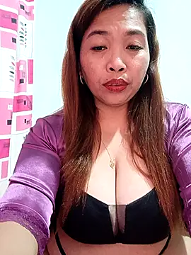 Snapshot of Sweet_fatty18 chatting on May 11, 2026, 4:04 pm Sweet fatty18 online show from May 11, 2026, 4:04 pm