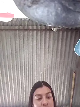 hanny-baby4u online show from October 25, 2025, 6:08 pm