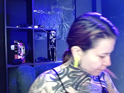 Snapshot of Pandora_9666 chatting on November 4, 2025, 2:10 pm Pandora 9666 online show from November 4, 2025, 2:10 pm