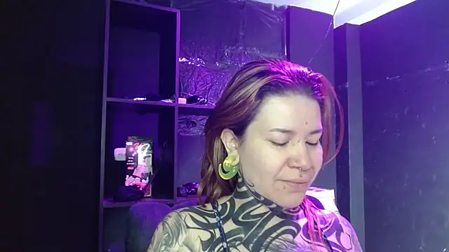 Snapshot of Pandora_9666 chatting on October 30, 2025, 1:42 pm Pandora 9666 online show from October 30, 2025, 1:42 pm