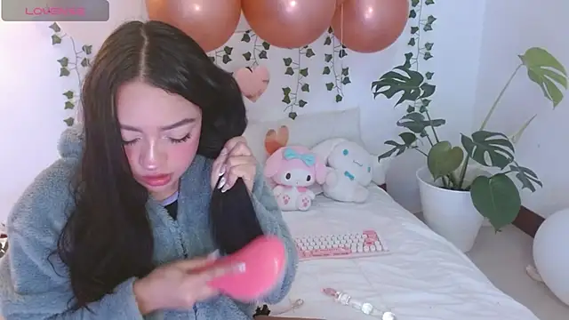 Snapshot of hellokitty__valery chatting on March 28, 2026, 12:55 am hellokitty valery online show from March 28, 2026, 12:55 am