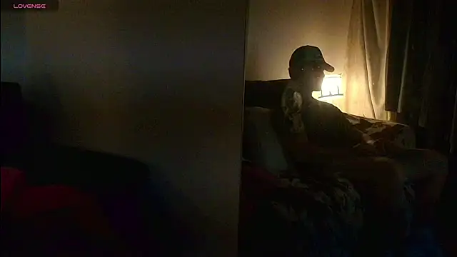 Snapshot of thomyafar chatting on November 30, 2025, 2:12 am thomyafar online show from November 30, 2025, 2:12 am