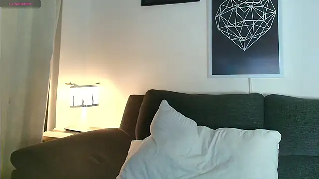 Snapshot of thomyafar chatting on October 19, 2025, 1:08 am thomyafar online show from October 19, 2025, 1:08 am