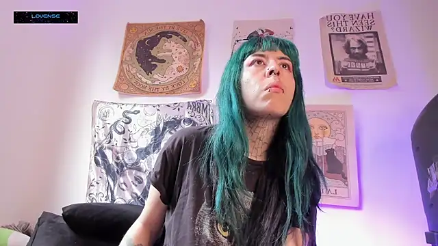 Hisato111 online show from November 19, 2025, 12:49 pm