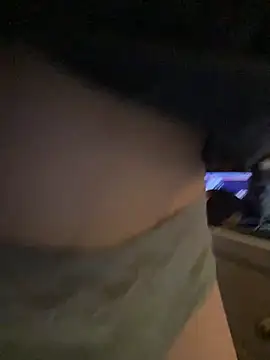 Snapshot of Polaroid_White chatting on November 13, 2025, 7:45 am Polaroid White online show from November 13, 2025, 7:45 am