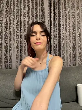 Snapshot of Mazzekyn chatting on November 14, 2025, 7:06 pm Mazzekyn online show from November 14, 2025, 7:06 pm