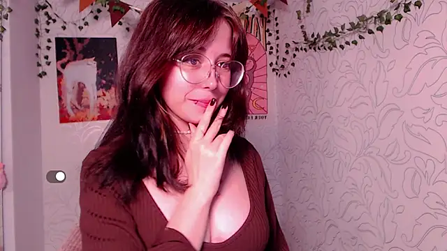  miraclecattt  online show from October 13, 2025, 11:12 am