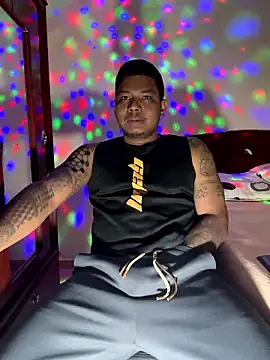 Saipuer31 online show from January 13, 2026, 2:37 am