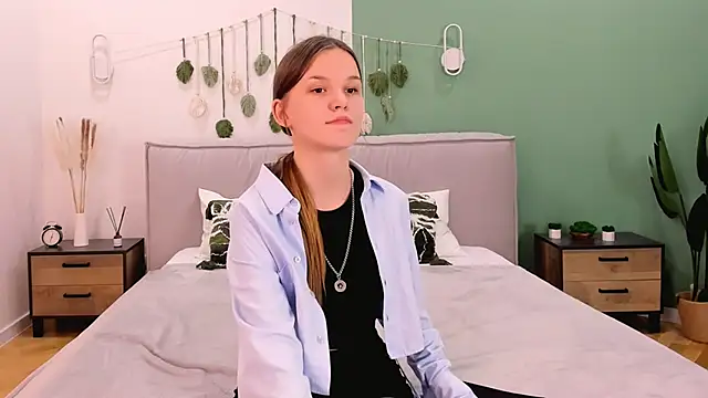 Snapshot of Amber_Rogers chatting on March 17, 2025, 8:30 pm Amber Rogers online show from March 17, 2025, 8:30 pm