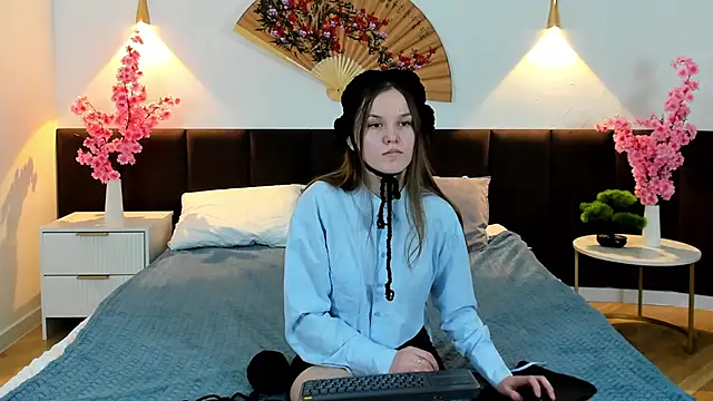 Snapshot of Amber_Rogers chatting on February 22, 2025, 9:15 pm Amber Rogers online show from February 22, 2025, 9:15 pm