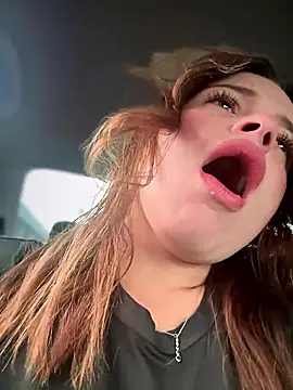 gynna kimera online show from November 6, 2025, 12:20 pm