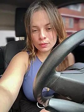 gynna kimera online show from February 4, 2026, 8:04 pm