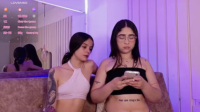 Latins Hot Girls online show from March 30, 2026, 4:08 pm