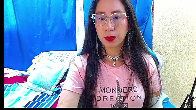 Gia leinn online show from June 22, 2026, 4:37 pm